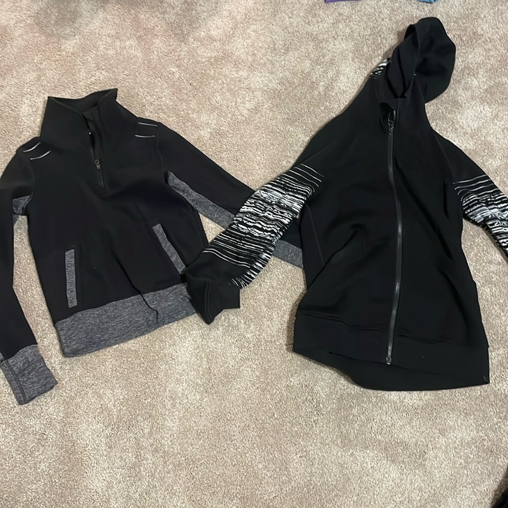 IVIVVA SWEATSHIRTS